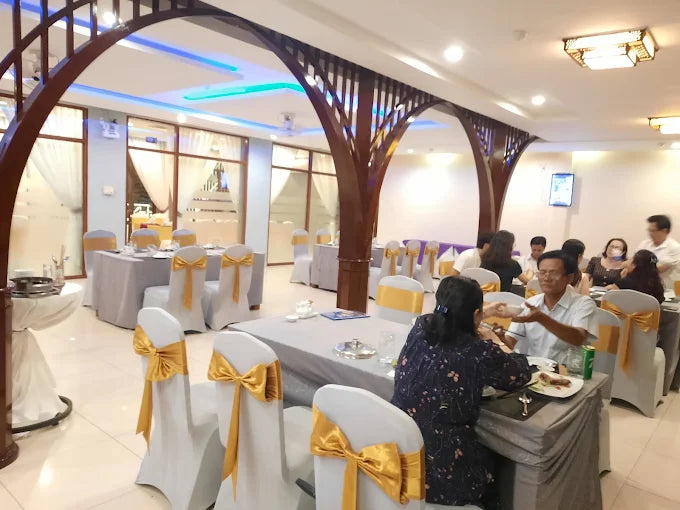 Nhà Hàng Bến Tre