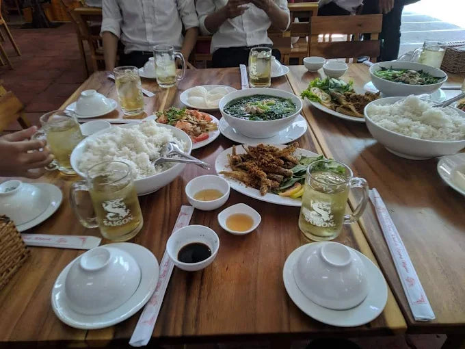 Nhà Hàng Đồng Tháp