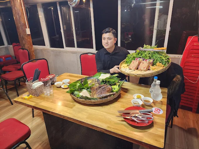 Nhà Hàng Hà Giang