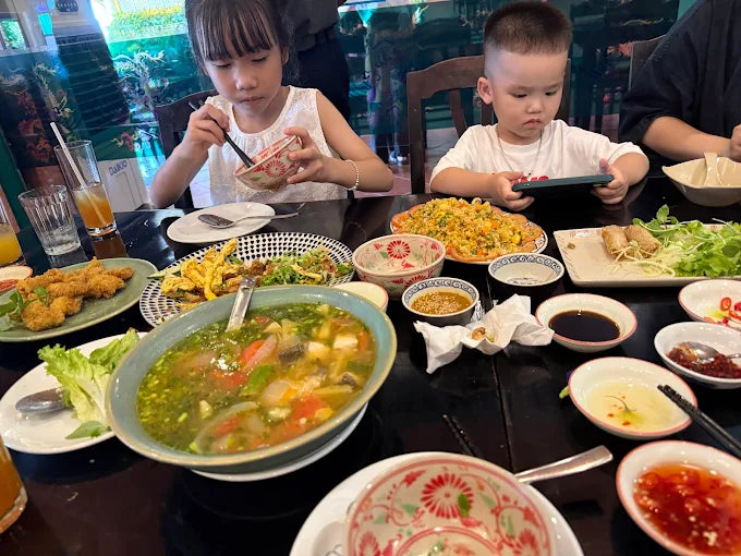Nhà Hàng Hội An