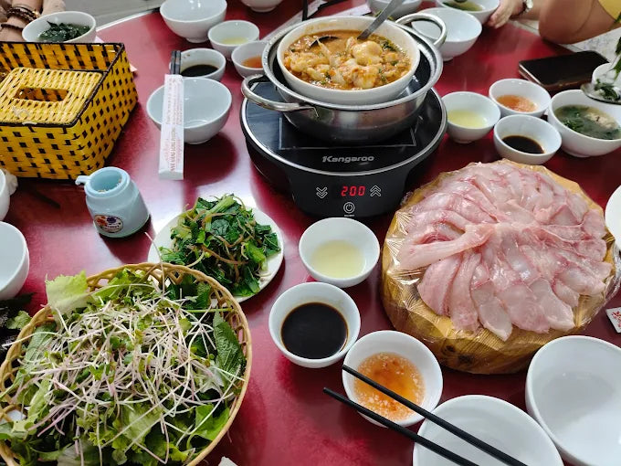 Nhà Hàng Mai Châu