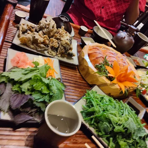 Nhà Hàng Lào Cai