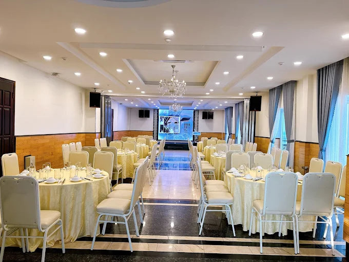 Nhà Hàng Long Khánh