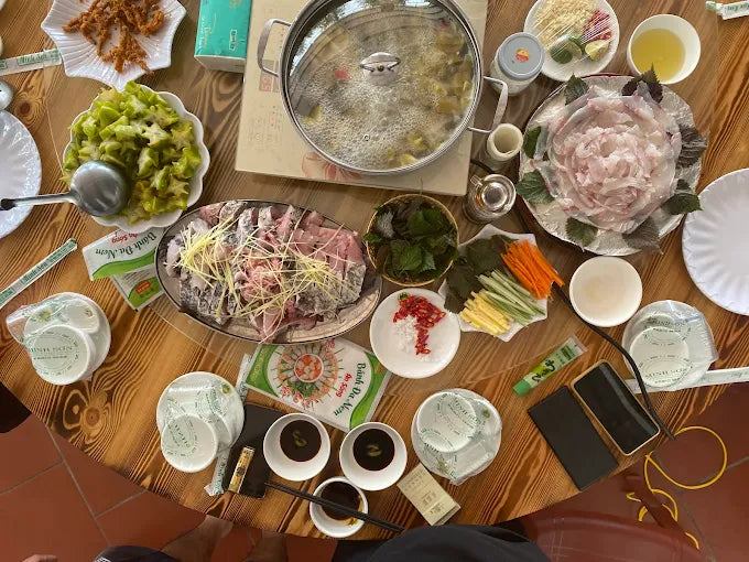 Nhà Hàng Hạ Long