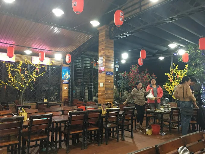 Nhà Hàng Quảng Trị